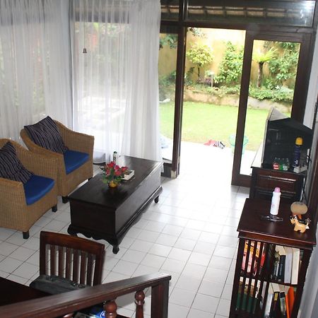 De Puspa Residence Seminyak Экстерьер фото